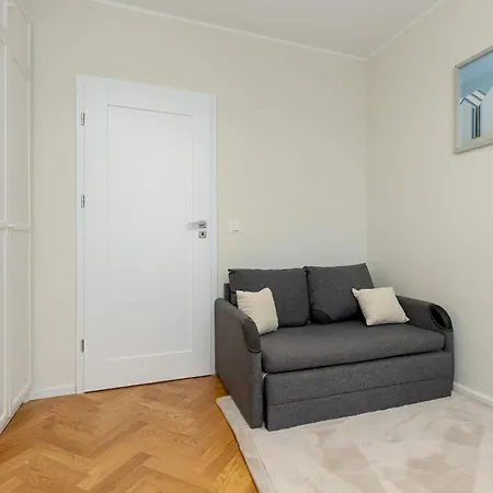 Bright Kazimierza Wielkiego Perfect For Remote Work By Renters Apartment Gdansk