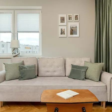 Bright Kazimierza Wielkiego Perfect For Remote Work By Renters *